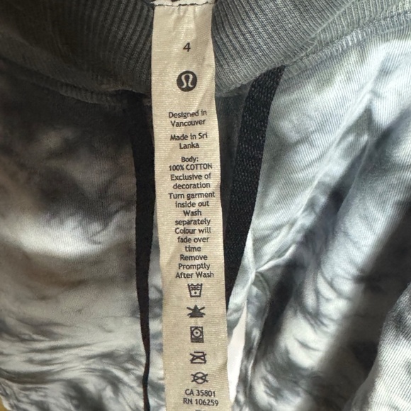 Lululemon Warm Down Joggers – Women’s Size 4 – Great Condition - Picture 3 of 5